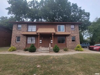 201 E Cleveland St, West Frankfort, IL 62896