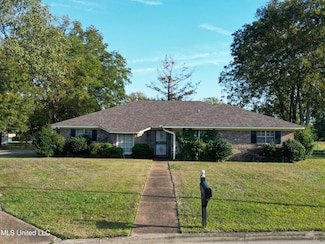 115 Belvedere Ct, Cleveland, MS 38732