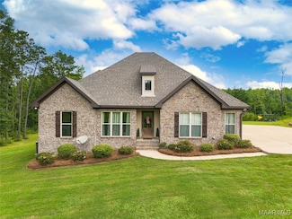 447 Galloway Dr, Wetumpka, AL 36093