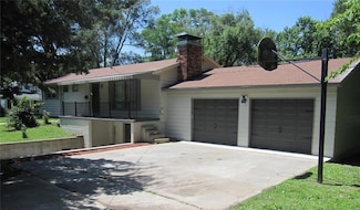 1821 Scott St, Saint Joseph, MO 64503