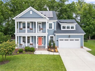 3722 Willow Glenn Cir, Suffolk, VA 23435