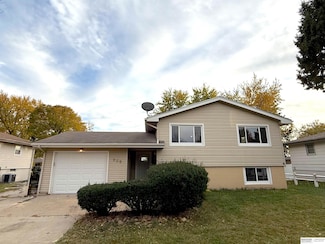 909 F St, Eagle, NE 68347