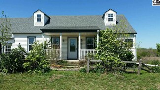 2233 21st Ave, Galva, KS 67443