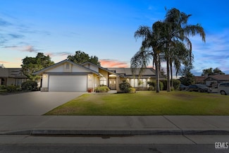 9800 Yarnell Ave, Bakersfield, CA 93312