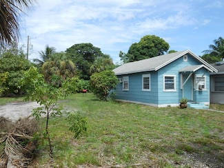 115 N F St, Lake Worth, FL 33460