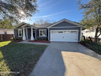 2380 Glen Gardner Dr, Jacksonville, FL 32246