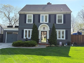 6411 Pennsylvania Ave, Kansas City, MO 64113