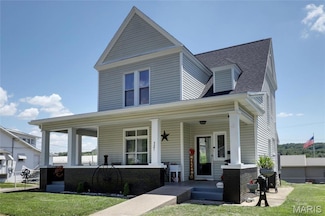 3301 Saint Charles St, Hannibal, MO 63401