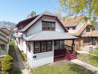 3743 N Vel R Phillips Ave, Milwaukee, WI 53212