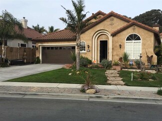 1697 Stony Brook Dr, Salinas, CA 93906