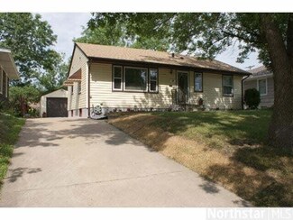 3210 3210 Texas Ave S, St. Louis Park, MN 55426