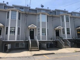 21 Laguna Ln, Staten Island, NY 10303