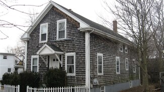 25 Goulart Ave, Bristol, RI 02809