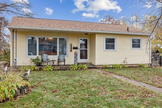 1220 27th St, Marion, IA 52302