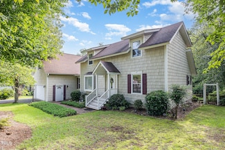 106 Scuppernong Ct, West End, NC 27376