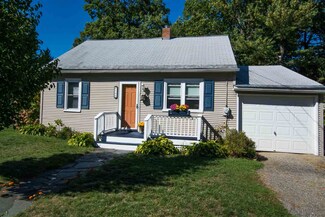 108 Woodlawn Rd, Burlington, VT 05408
