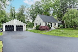 280 S Pierce Rd, East Greenwich, RI 02818