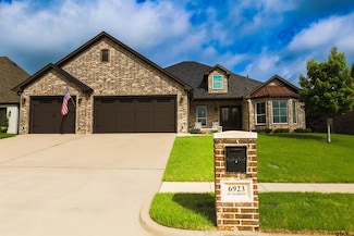 6923 Saint Anthony Dr, Tyler, TX 75703