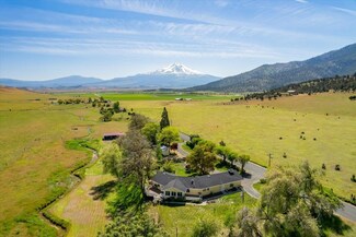 4525 MacKs Gulch Rd, Gazelle, CA 96034