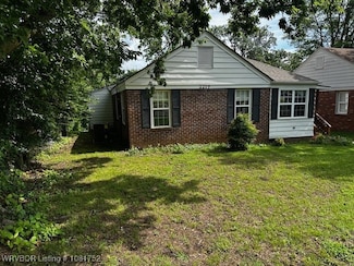 2209 S S St, Fort Smith, AR 72901