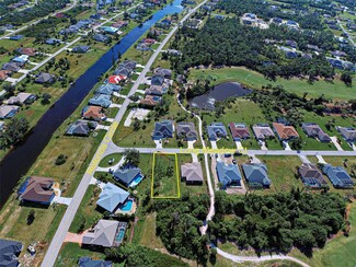 3 Long Meadow Ct, Rotonda West, FL 33947