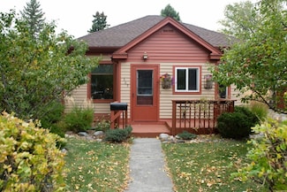305 S 7th St, Livingston, MT 59047