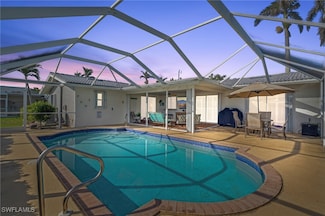 1904 SE 37th St, Cape Coral, FL 33904