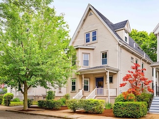 23 Hall Ave Unit 1, Somerville, MA 02144