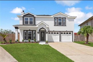 2 Lake Powell Ct, Harvey, LA 70058
