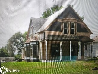 321 3rd St, Moorhead, IA 51558