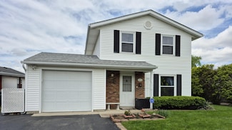 840 Bradwell Dr, Columbus, OH 43207