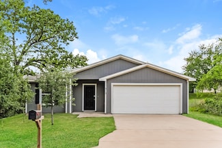 313 Bounding Main St, Gun Barrel City, TX 75156