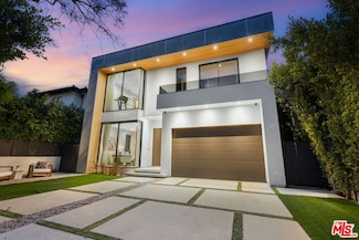 842 N Orange Grove Ave, Los Angeles, CA 90046