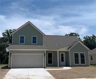 901 Dandelion Dr, Westwego, LA 70094