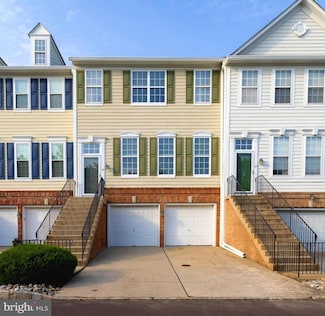 25 Charter Oak Ct Unit 204, Doylestown, PA 18901