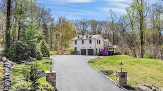 132B Brook Valley Rd, Kinnelon, NJ 07405