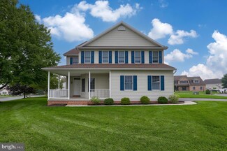 441 Oak Ln, Palmyra, PA 17078