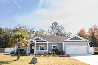 69 Carousel Cir, Crawfordville, FL 32327