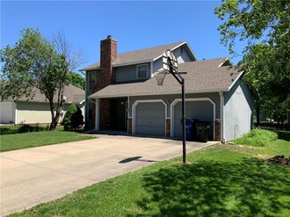 4113 Goldfield St, Lawrence, KS 66049