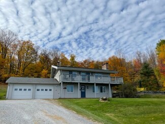 628 S Hill Rd, Ludlow, VT 05149