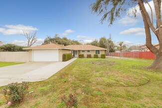 45 Kunkle St, Oak View, CA 93022