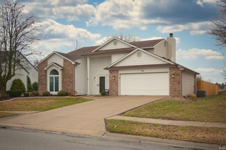 710 Autumn Ridge Ln, Fort Wayne, IN 46804
