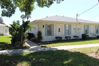 1903 Canterbury Ln Unit 24, Sun City Center, FL 33573