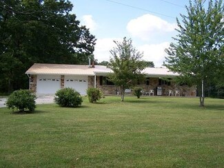 150 Laurel Cliff Rd, Clarkrange, TN 38553
