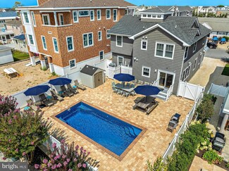 266 N 1st St, Surf City, NJ 08008