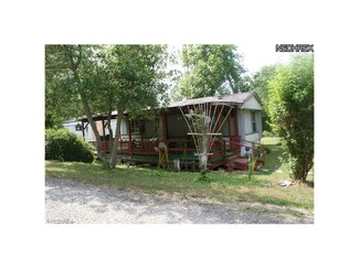 9029 State Route 62, Millersburg, OH 44654