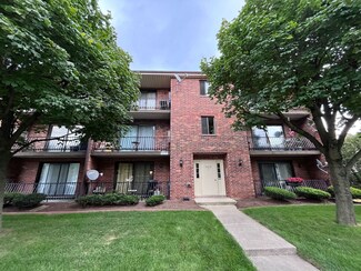10501 S Highland Ave Unit 306, Worth, IL 60482