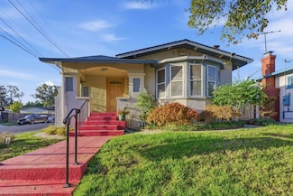 2801 Bartlett St, Oakland, CA 94602