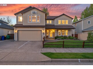 1901 NE Blue Heron Dr, Portland, OR 97211