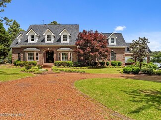 30321 Beaver Hill Ln, Wagram, NC 28396